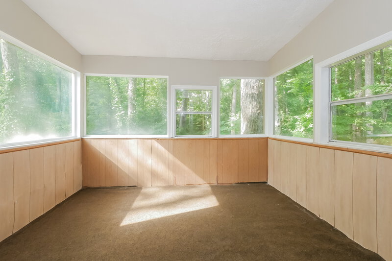 1,810/Mo, 5082 Great Meadows Rd Lithonia, GA 30038 Sun Room View