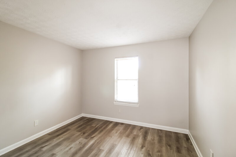 2,360/Mo, 5649 La Fleur Trail Lithonia, GA 30038 Bedroom View 2