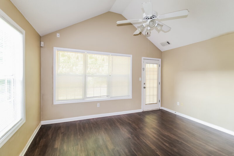 2,660/Mo, 6581 Lake Mill Trace Lithonia, GA 30038 Family Room View