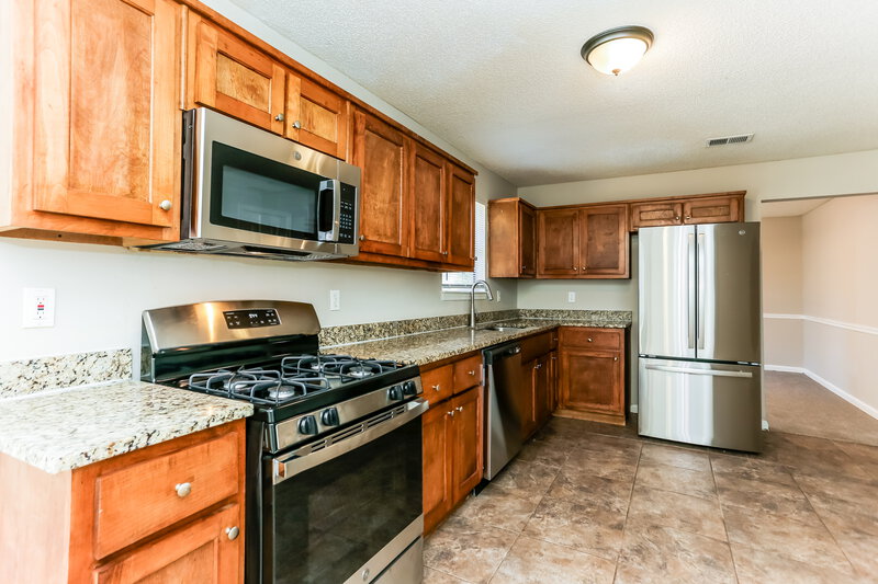 1,800/Mo, 3610 Salem Hills Dr Lithonia, GA 30038 Kitchen View