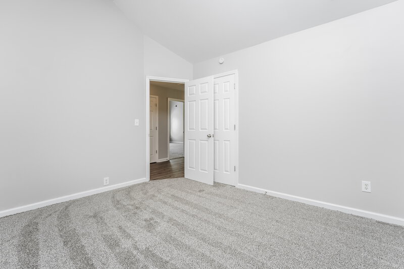 2,230/Mo, 4618 Ash Tree St Snellville, GA 30039 Bedroom View