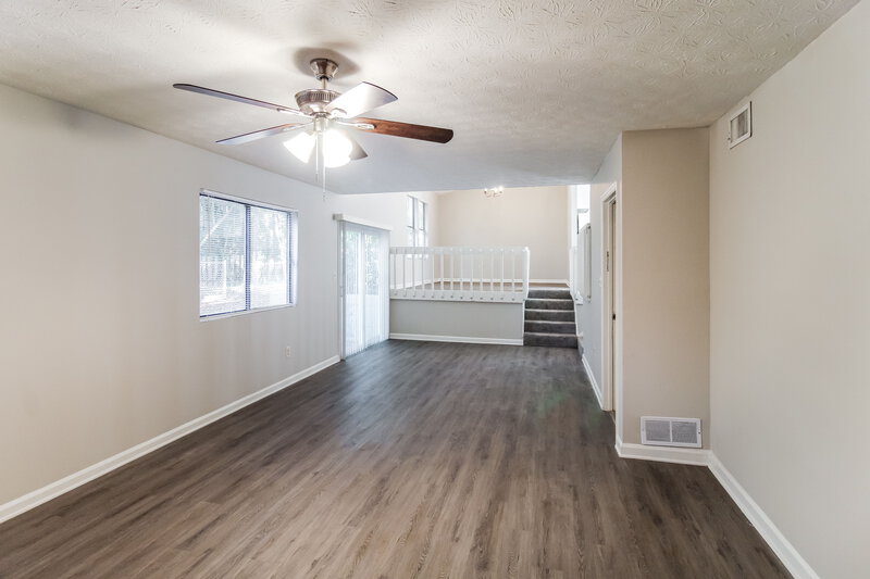 1,935/Mo, 2995 Arden Way Snellville, GA 30039 Living Room View 2