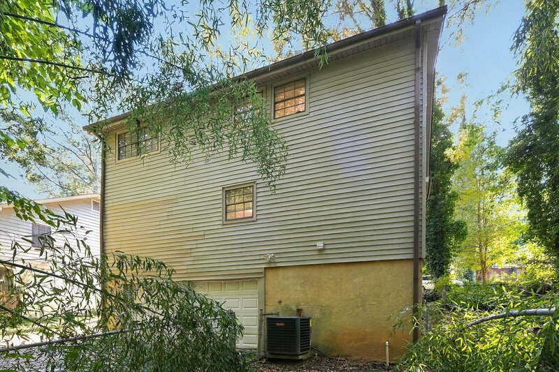 2,005/Mo, 3888 Valley Brook Rd Snellville, GA 30039 Rear View