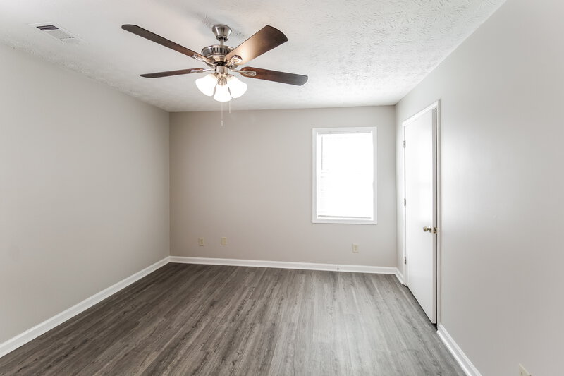 1,705/Mo, 3678 Waverly Oaks Way SW Snellville, GA 30039 Main Bedroom View