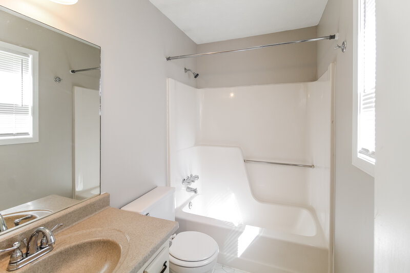 1,705/Mo, 3678 Waverly Oaks Way SW Snellville, GA 30039 Main Bathroom View