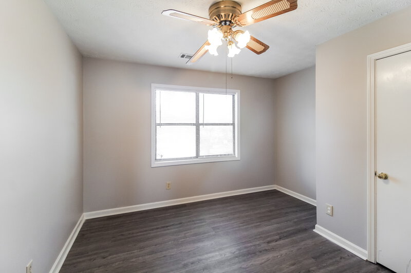 1,705/Mo, 3678 Waverly Oaks Way SW Snellville, GA 30039 Bedroom View