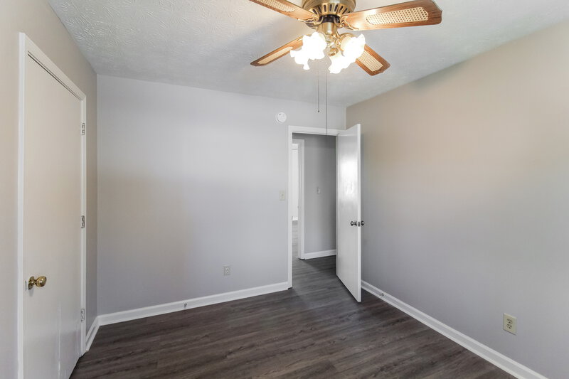 1,705/Mo, 3678 Waverly Oaks Way SW Snellville, GA 30039 Bedroom View 2