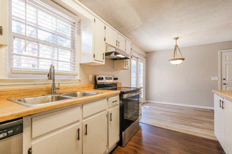 1,665/Mo, 2915 Winchester Dr Cumming, GA 30041 Kitchen View