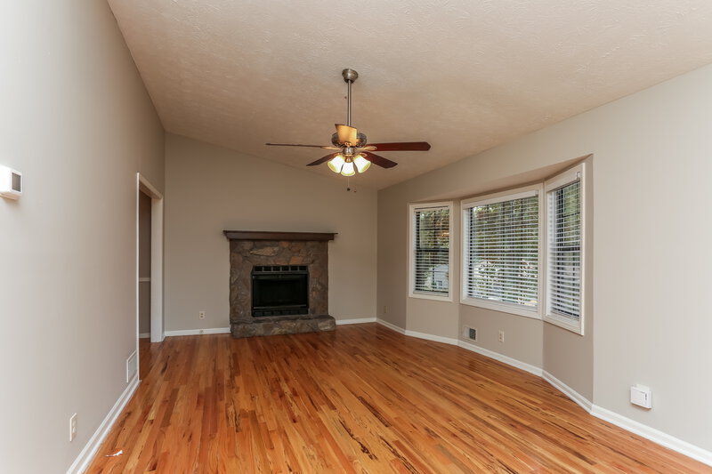1,870/Mo, 2541 Ripple Way NW Lawrenceville, GA 30043 Living Room View