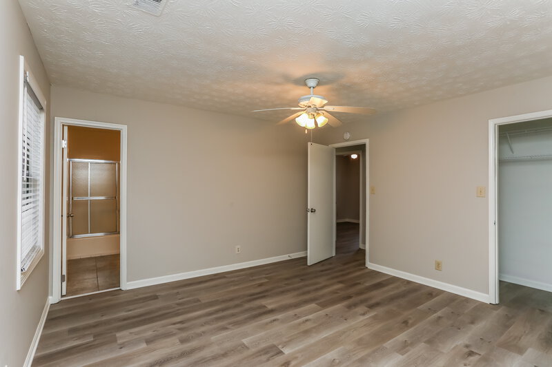 1,870/Mo, 2541 Ripple Way NW Lawrenceville, GA 30043 Main Bedroom View