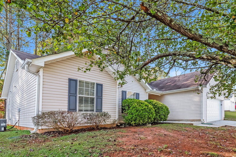 1,805/Mo, 702 Shoal Circle SE Lawrenceville, GA 30046 Front View