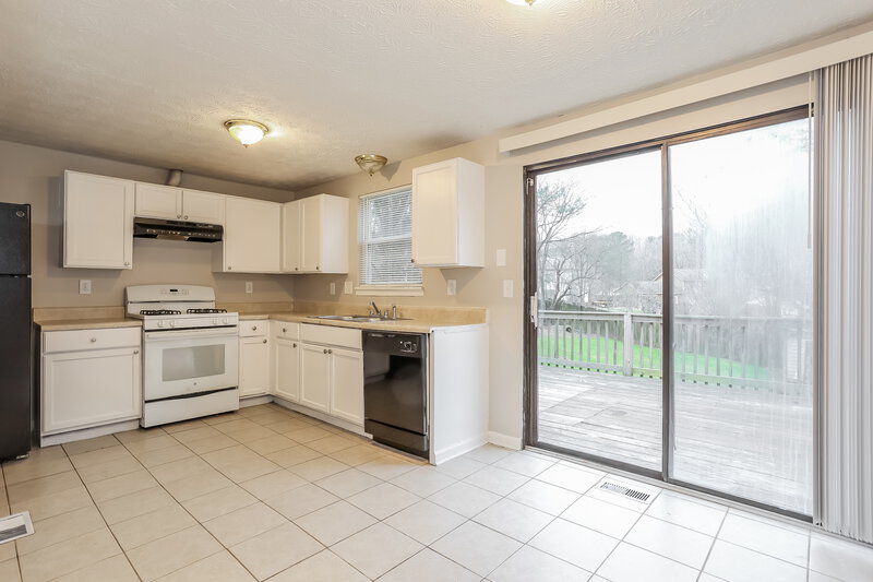 2,140/Mo, 725 Sunfield Dr NW Lilburn, GA 30047 Misc View 5