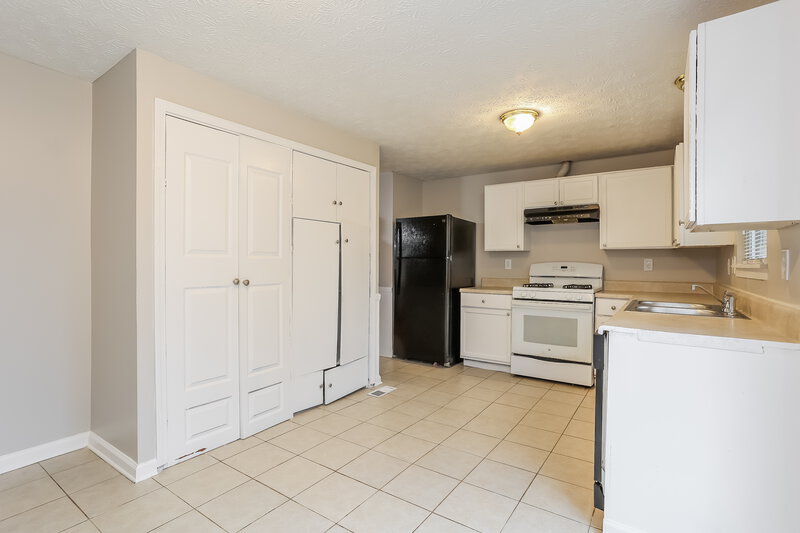 2,140/Mo, 725 Sunfield Dr NW Lilburn, GA 30047 Misc View 6