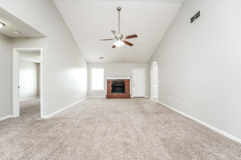 1,920/Mo, 1520 Julianna Dr SW Loganville, GA 30052 Living Room View