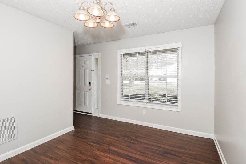 1,850/Mo, 350 Towler Dr Loganville, GA 30052 Dining Room View