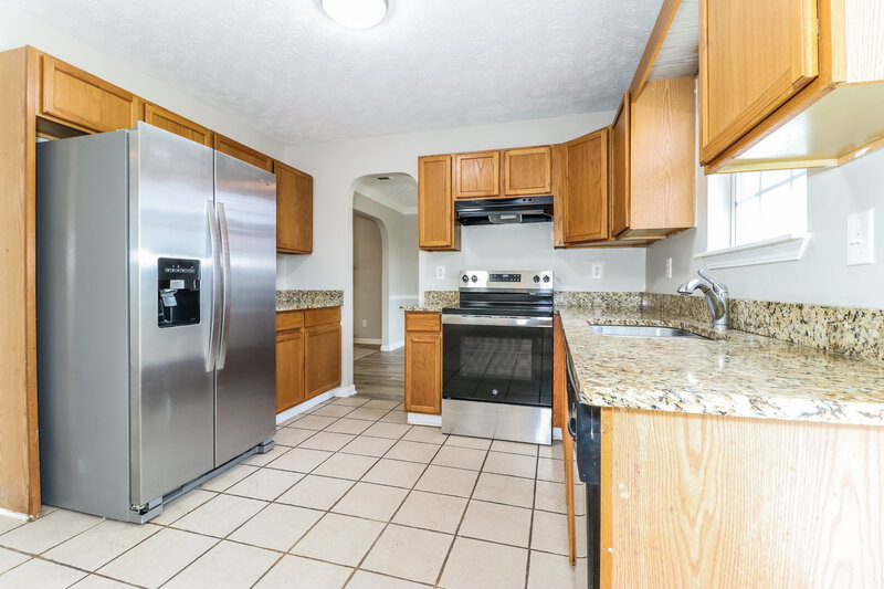 1,980/Mo, 501 Cambridge Way Loganville, GA 30052 Kitchen View