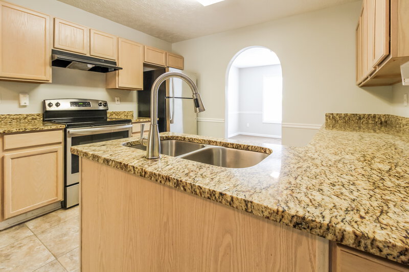 2,195/Mo, 301 Greenleaf Ct Loganville, GA 30052 Kitchen View
