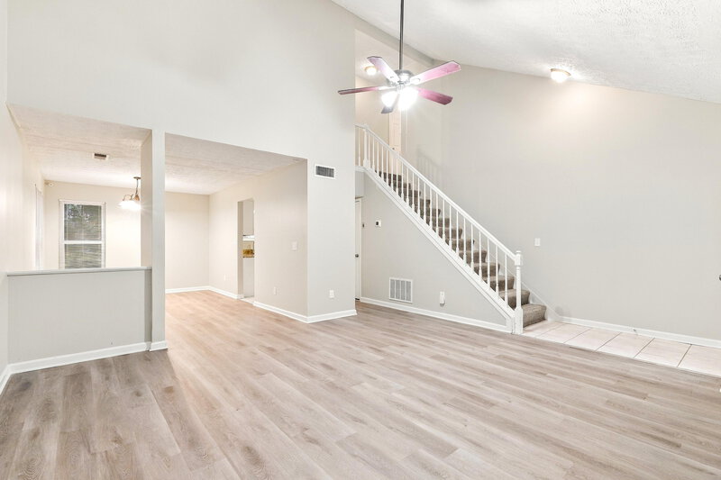 1,890/Mo, 1733 Laurel Creek Circle Lithonia, GA 30058 Living Room View