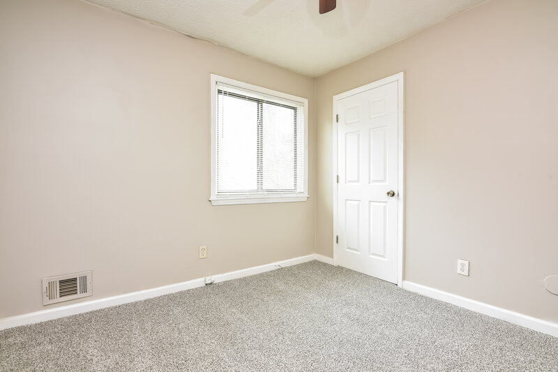 2,005/Mo, 1260 Halter Ln Lithonia, GA 30058 Bedroom View 2