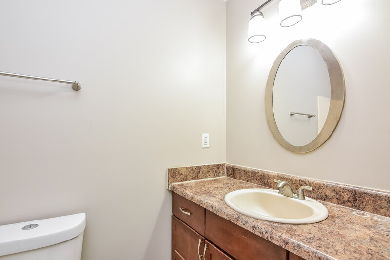 2,005/Mo, 1260 Halter Ln Lithonia, GA 30058 Bathroom View