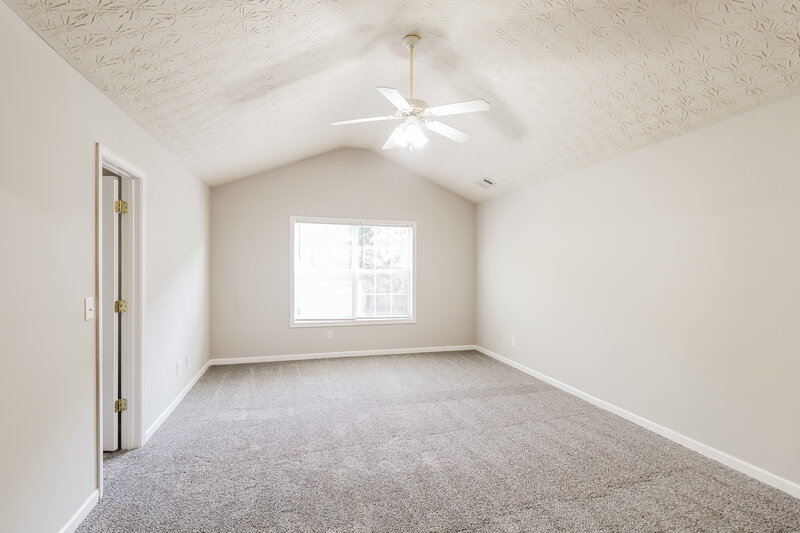 2,125/Mo, 740 Shadow Lakes Dr Lithonia, GA 30058 Main Bedroom View