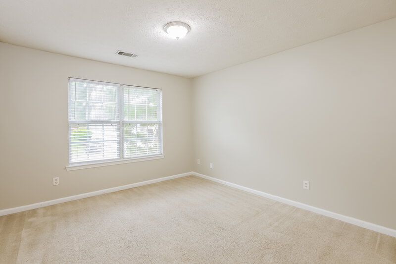 1,935/Mo, 909 Shadow Lakes Dr Lithonia, GA 30058 Bedroom View 2