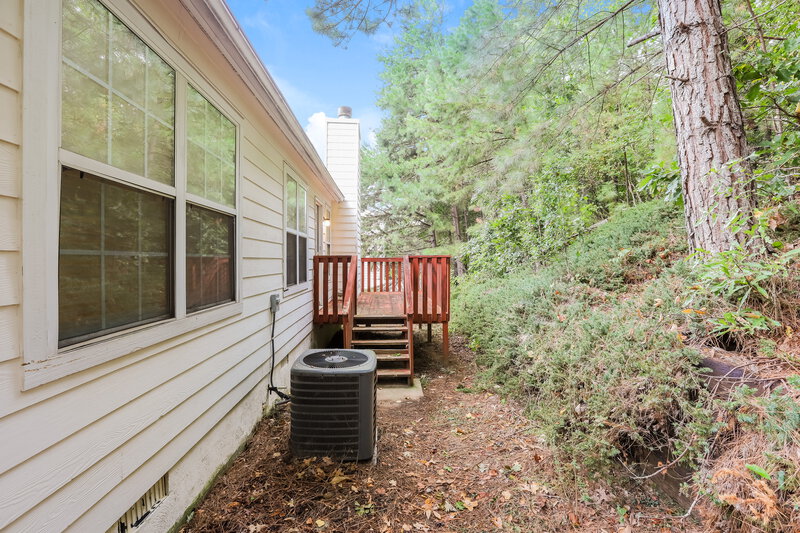 1,935/Mo, 909 Shadow Lakes Dr Lithonia, GA 30058 Rear View 2