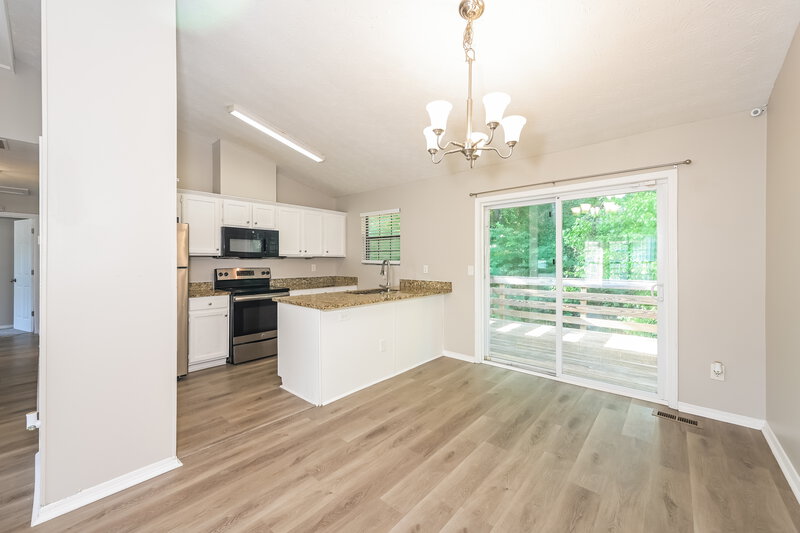 2,115/Mo, 2068 Lown Farm Ln Lithonia, GA 30058 Dining Room View