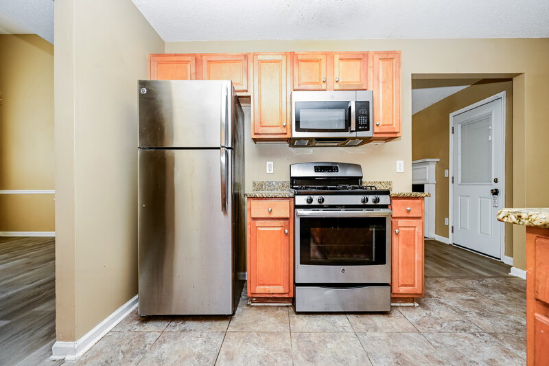 1,920/Mo, 7256 Teakwood Pl Lithonia, GA 30058 Kitchen View 2