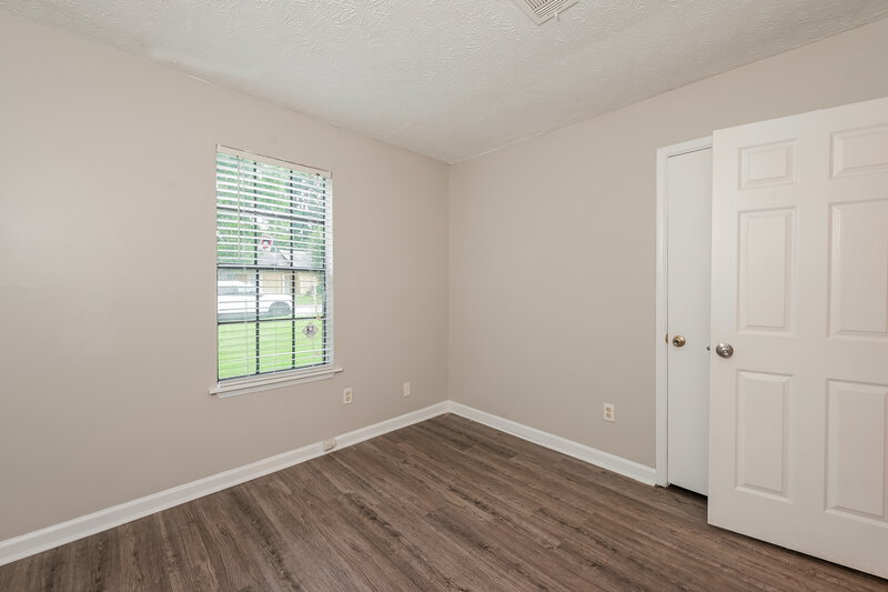 1,580/Mo, 6052 Creekford Dr Lithonia, GA 30058 Bedroom View 2