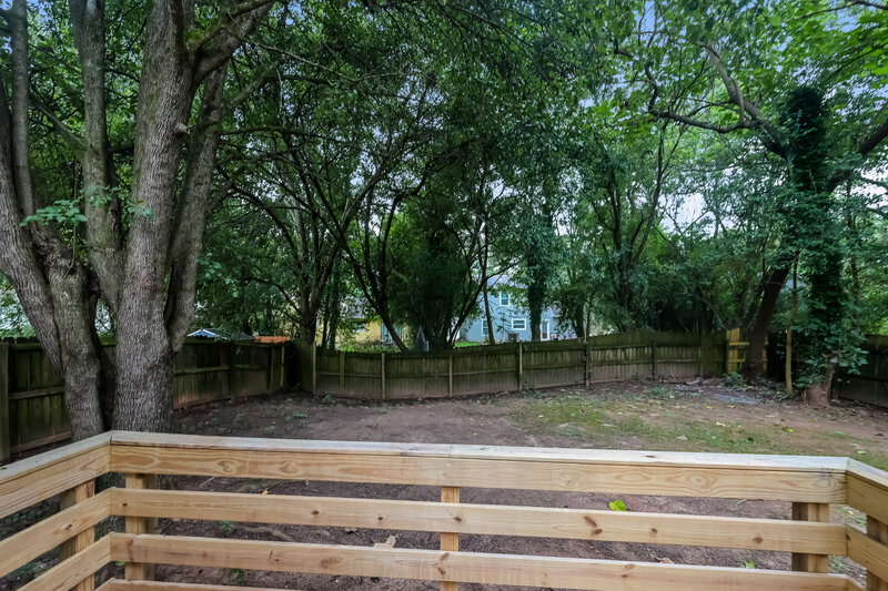 1,580/Mo, 6052 Creekford Dr Lithonia, GA 30058 Backyard View