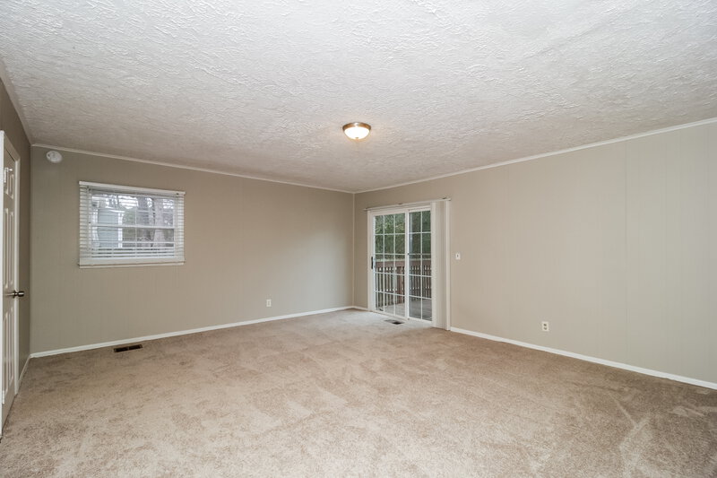 2,160/Mo, 2448 Wayne St Marietta, GA 30060 Family Room View