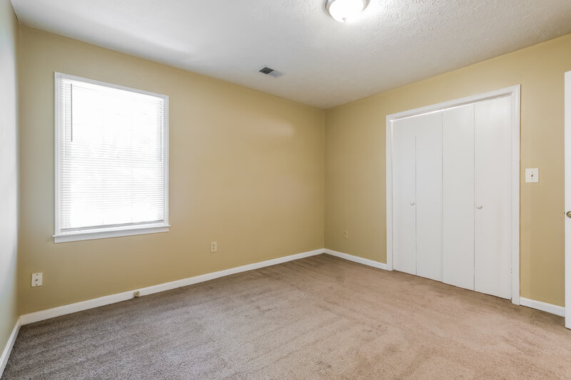 1,880/Mo, 2432 Hillboro Circle SW Marietta, GA 30064 Bedroom View