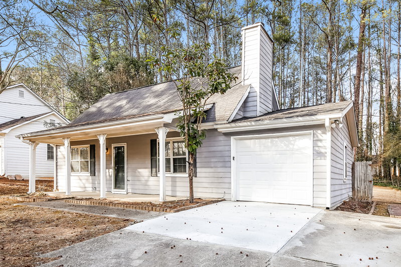 1,850/Mo, 2443 Hillboro Circle SW Marietta, GA 30064 Front View