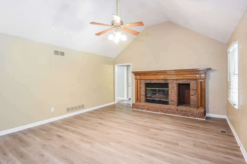 2,215/Mo, 2699 Barcelona Dr SW Marietta, GA 30064 Living Room View