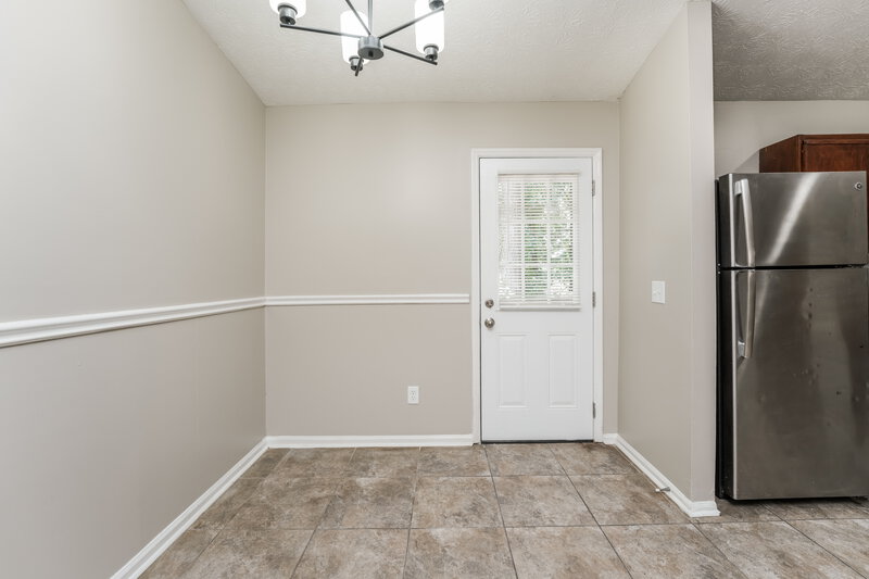 1,900/Mo, 1073 Cherokee Heights Stone Mountain, GA 30083 Breakfast Nook View