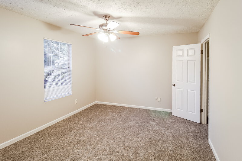 1,895/Mo, 5164 Galbraith Circle Stone Mountain, GA 30088 Main Bedroom View