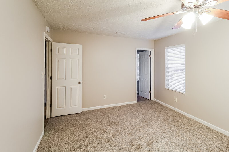 1,895/Mo, 5164 Galbraith Circle Stone Mountain, GA 30088 Main Bedroom View 2