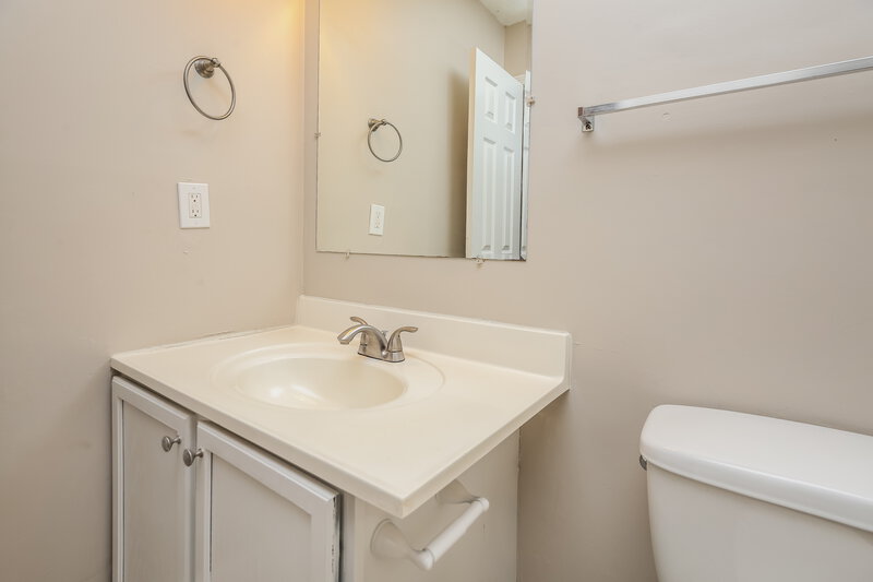 1,685/Mo, 1434 Diamond Key Stone Mountain, GA 30088 Bathroom View