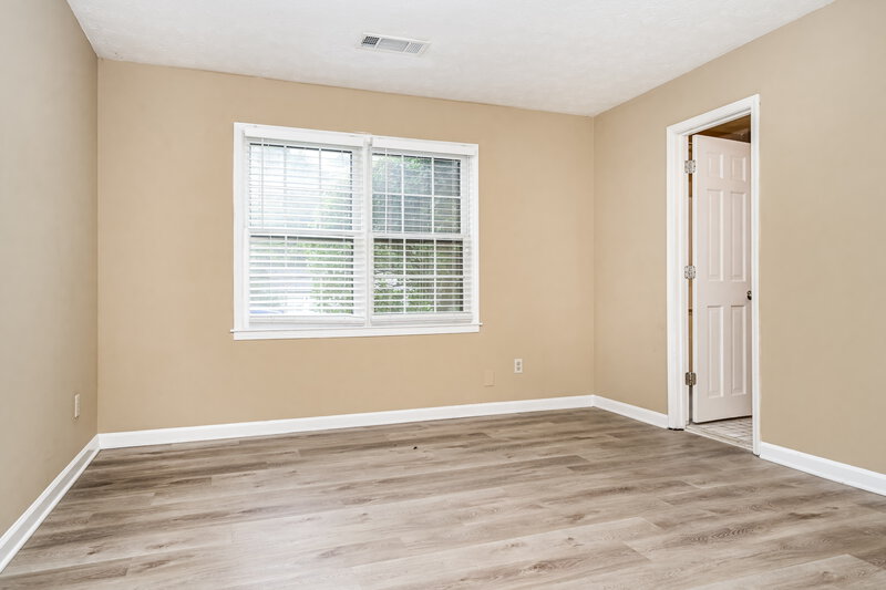 1,625/Mo, 613 Almand Branch Rd SE Conyers, GA 30094 Bedroom View 3