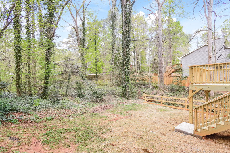 2,100/Mo, 1174 Ridgeside Dr NW Acworth, GA 30102 Backyard View