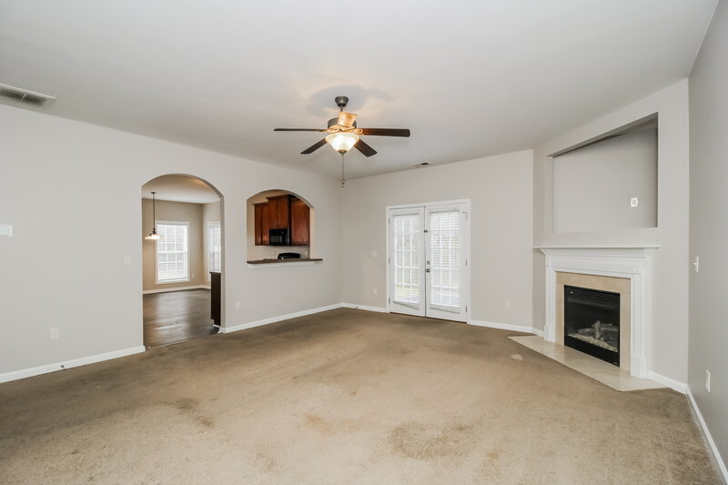 2,405/Mo, 1025 Franklin Court Austell, GA 30106 Living Room View