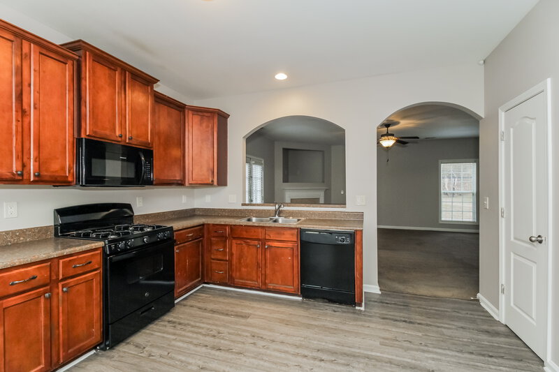 2,405/Mo, 1025 Franklin Court Austell, GA 30106 Kitchen View
