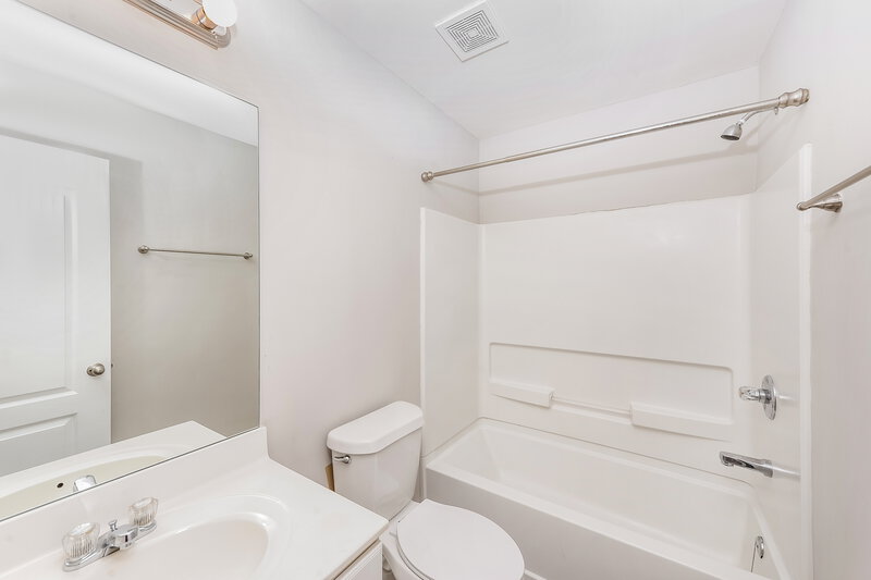 2,345/Mo, 840 Topaz Valley Canton, GA 30114 Bathroom View