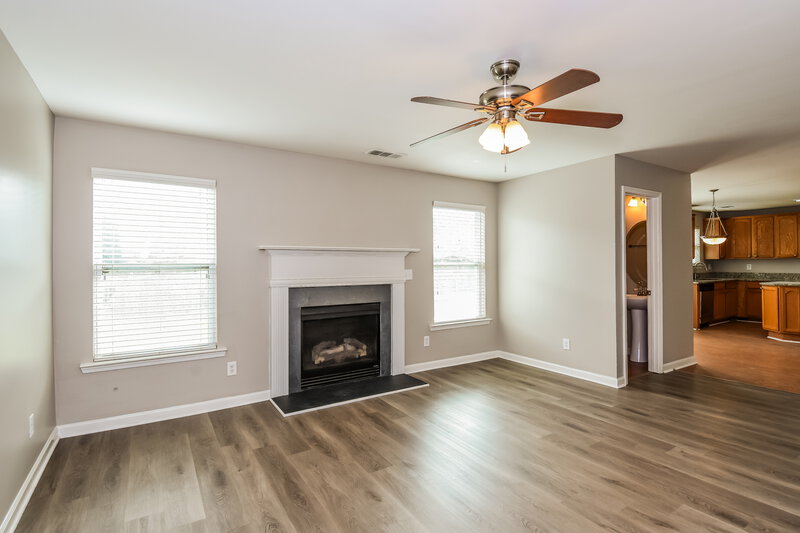 2,085/Mo, 147 Hidden Lake Circle Canton, GA 30114 Living Room View 2