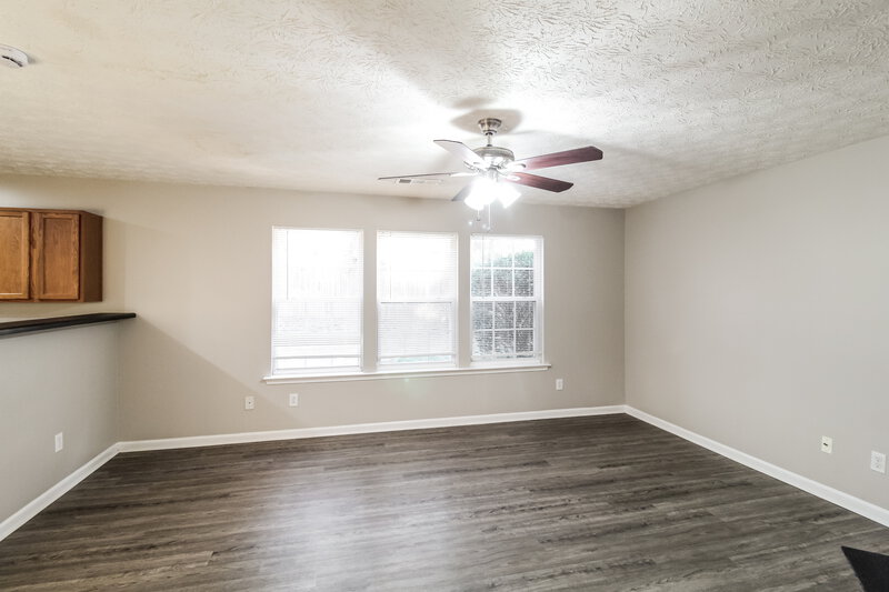 3,150/Mo, 1247 Matt-Moore Ct Lithia Springs, GA 30122 Living Room View