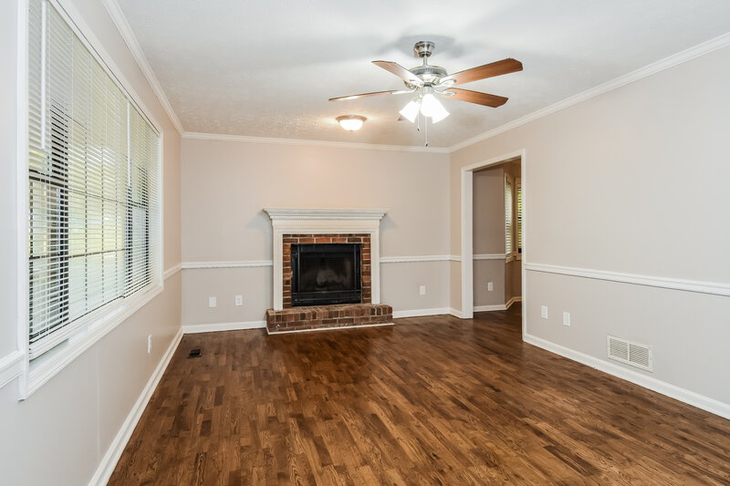 1,700/Mo, 4710 Spring Gate Dr SW Powder Springs, GA 30127 Living Room View