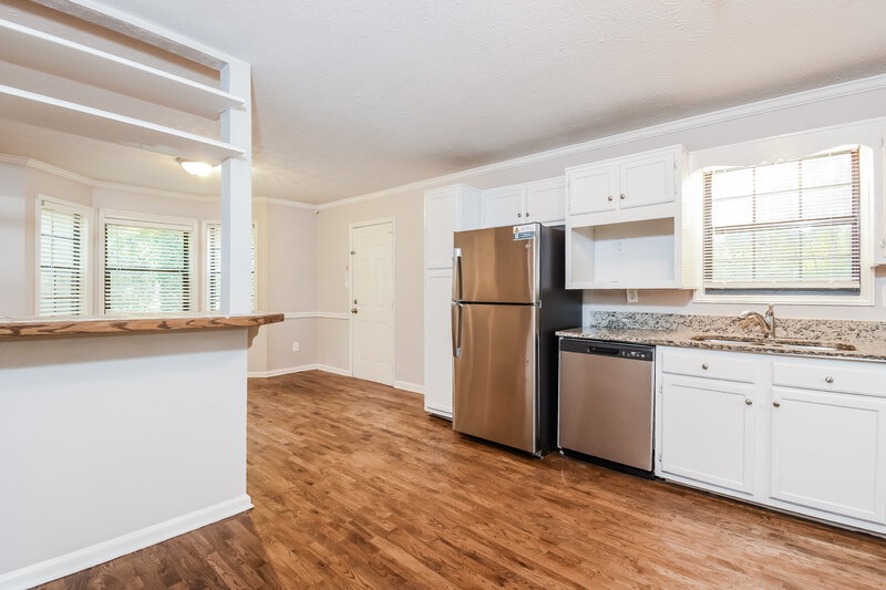 1,700/Mo, 4710 Spring Gate Dr SW Powder Springs, GA 30127 Kitchen View 2