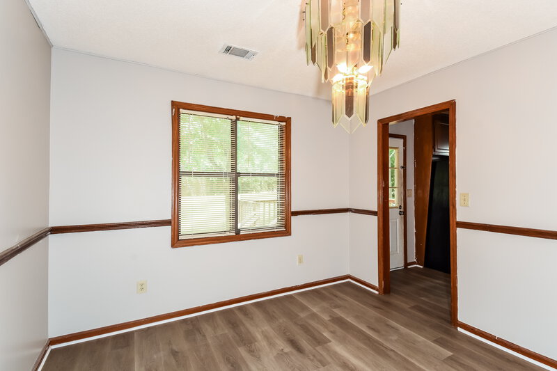 1,830/Mo, 5380 Springbrook Dr SW Powder Springs, GA 30127 Dining Room View