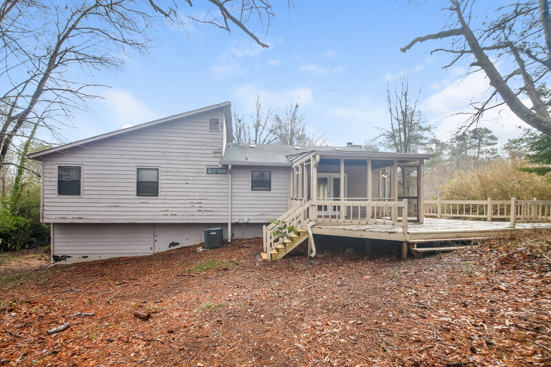 1,765/Mo, 4180 Woodcrest Dr SW Powder Springs, GA 30127 Rear View 2